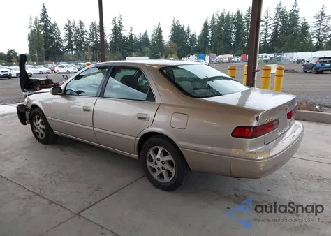 1999 Toyota Camry Le from USA, damaged, VIN 4T1BG22K1XU890778